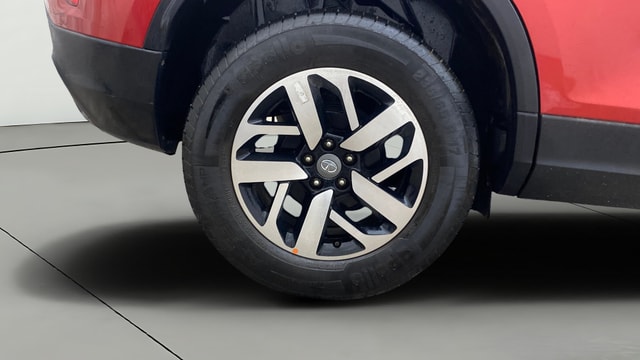 View Tata Harrier Image 24 Used Tata Harrier Image 24