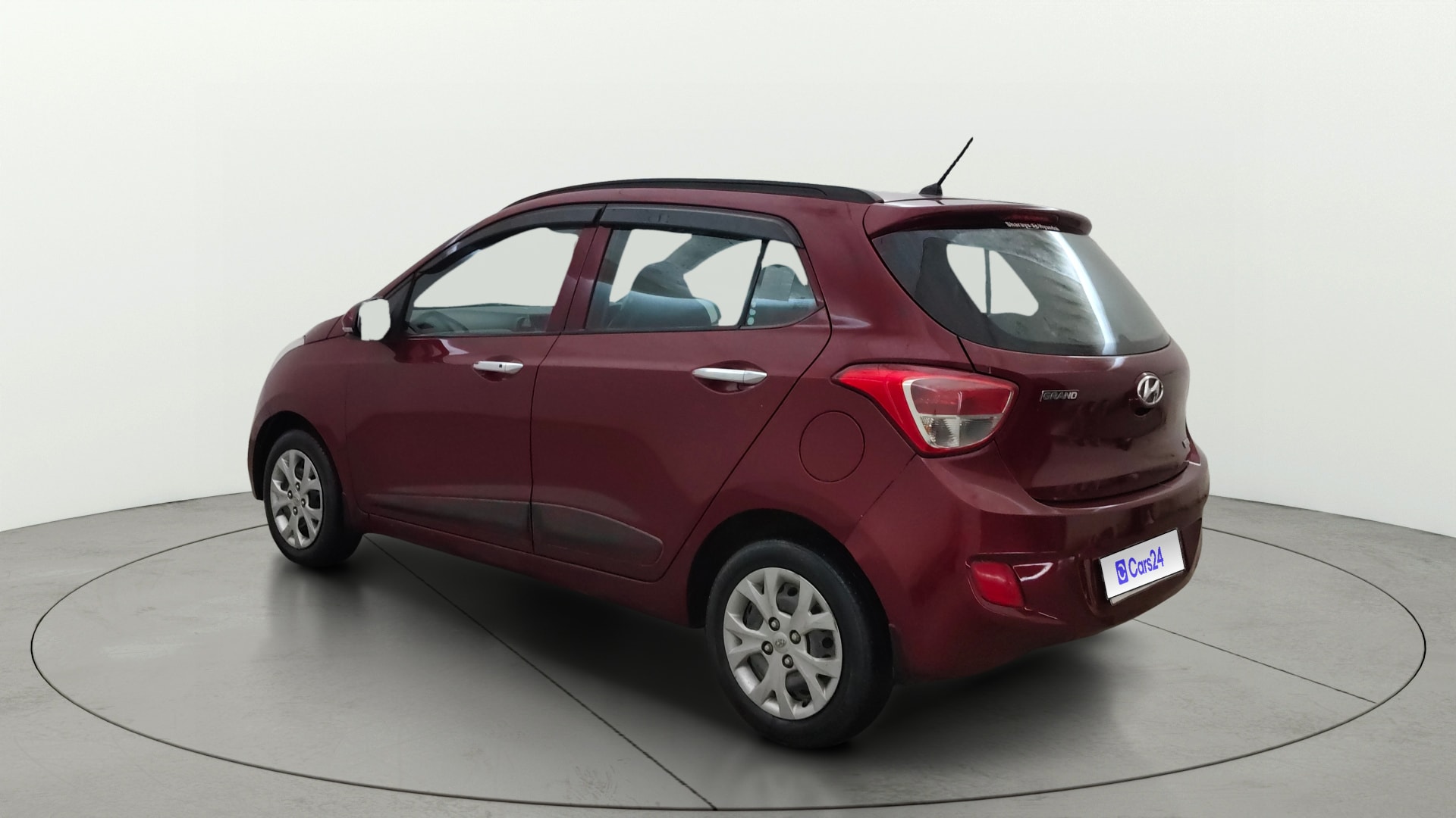 View 2014 Hyundai Grand i10 Sportz 1.2 Kappa Image 2 Used 2014 Hyundai Grand i10 Sportz 1.2 Kappa Image 2