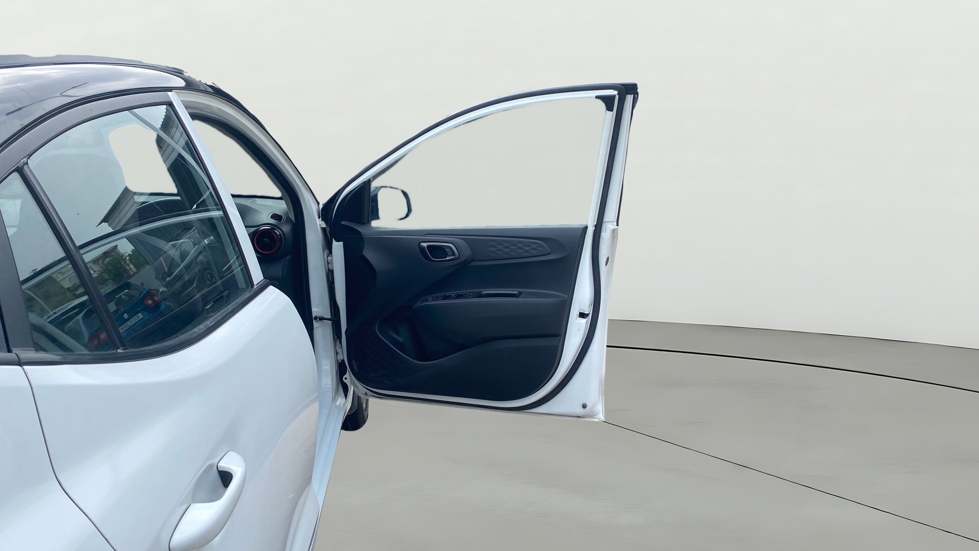 View 2023 Hyundai Grand i10 Nios Sportz Petrol Dual Tone Image 45 Used 2023 Hyundai Grand i10 Nios Sportz Petrol Dual Tone Image 45