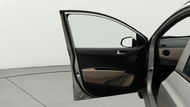 View Hyundai Grand i10 Image 30 Used Hyundai Grand i10 Image 30