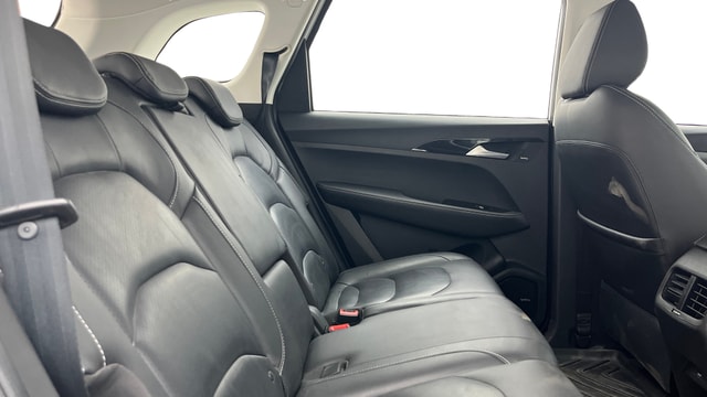 View MG Hector Image 31 Used MG Hector Image 31