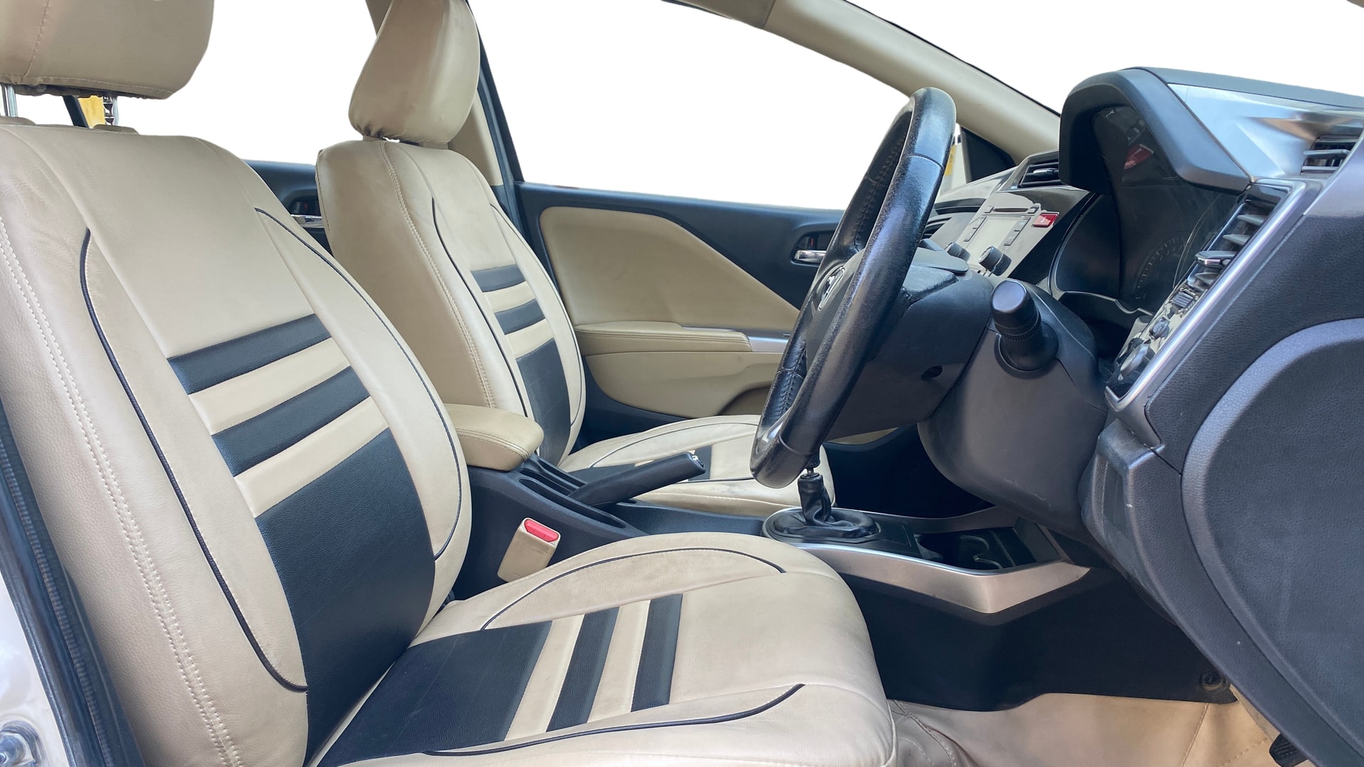 View 2014 Honda City ZX MT Diesel Anniversary Edition Image 18 Used 2014 Honda City ZX MT Diesel Anniversary Edition Image 18