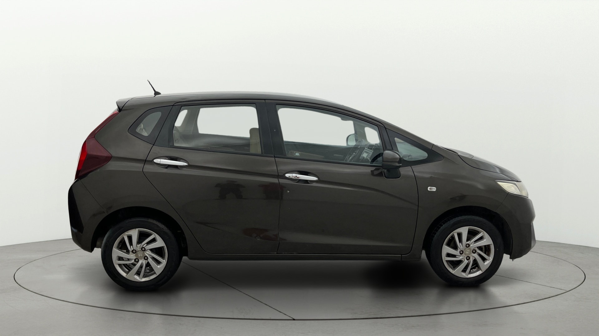 View 2019 Honda Jazz E MT Diesel Image 9 Used 2019 Honda Jazz E MT Diesel Image 9