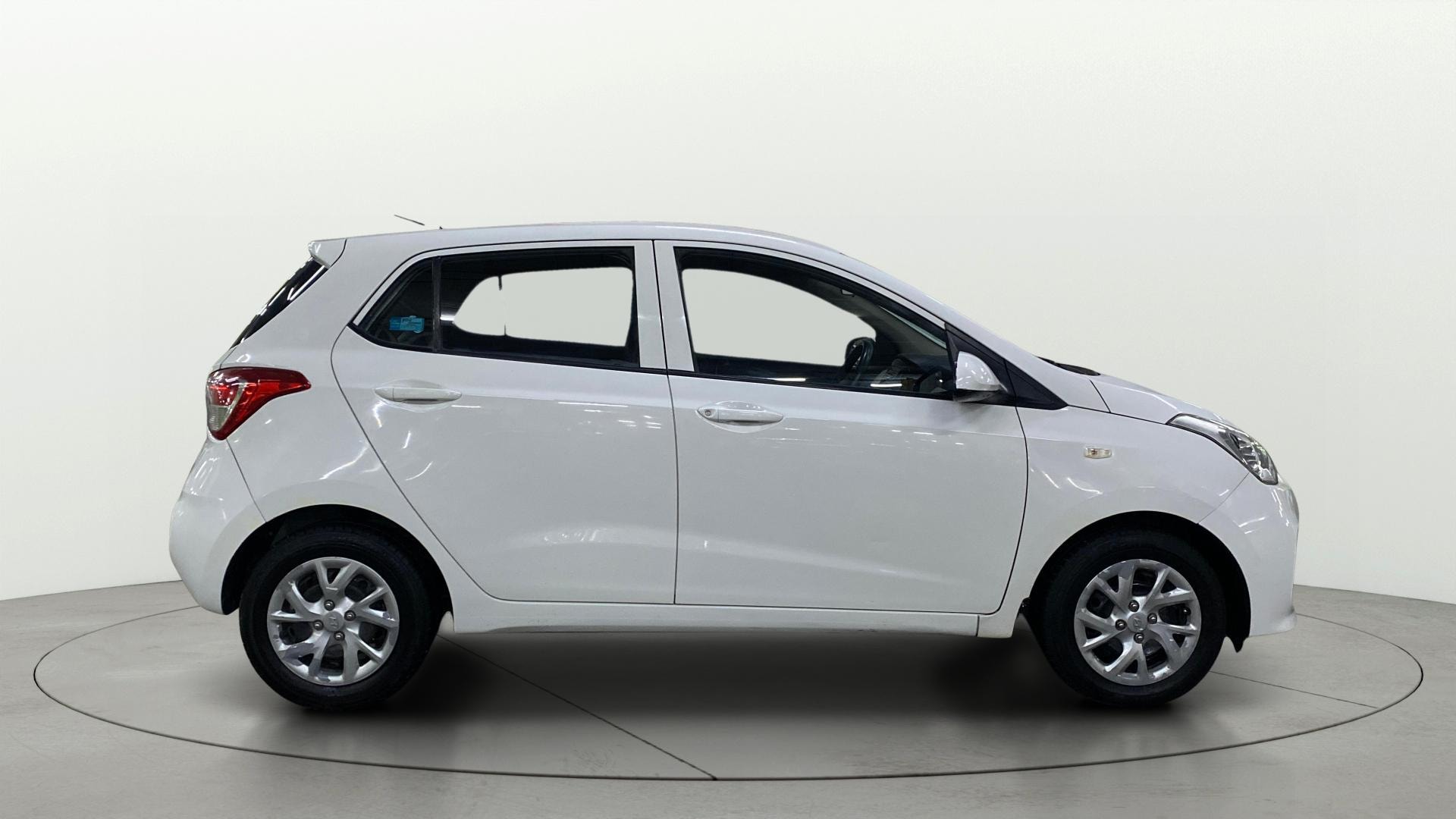 View 2020 Hyundai Grand i10 1.2 Magna Diesel Image 25 Used 2020 Hyundai Grand i10 1.2 Magna Diesel Image 25