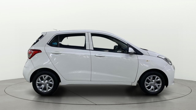 View Hyundai Grand i10 Image 25 Used Hyundai Grand i10 Image 25