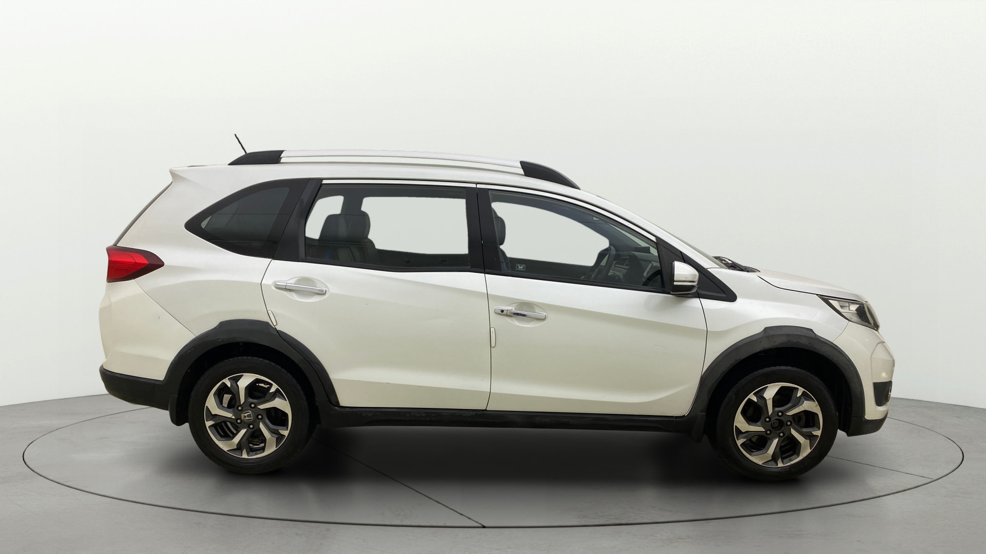 View 2017 Honda BR-V E Diesel Image 8 Used 2017 Honda BR-V E Diesel Image 8