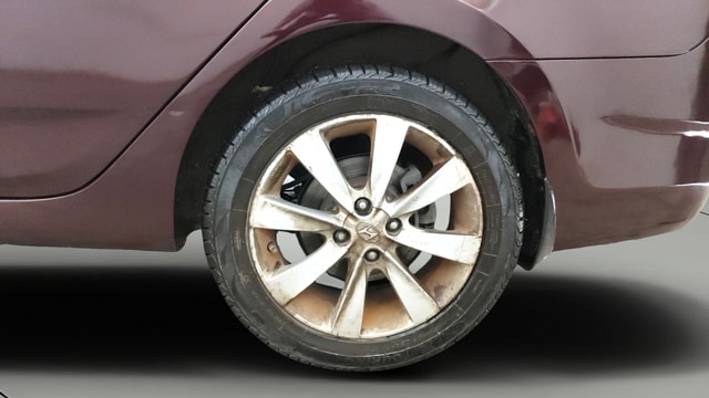 View Hyundai Fluidic Verna Image 11 Used Hyundai Fluidic Verna Image 11