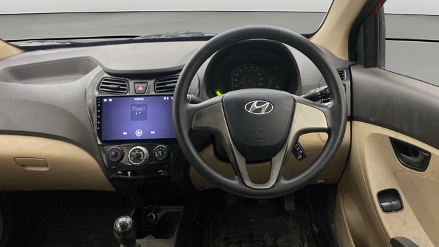 View Hyundai EON Image 20 Used Hyundai EON Image 20