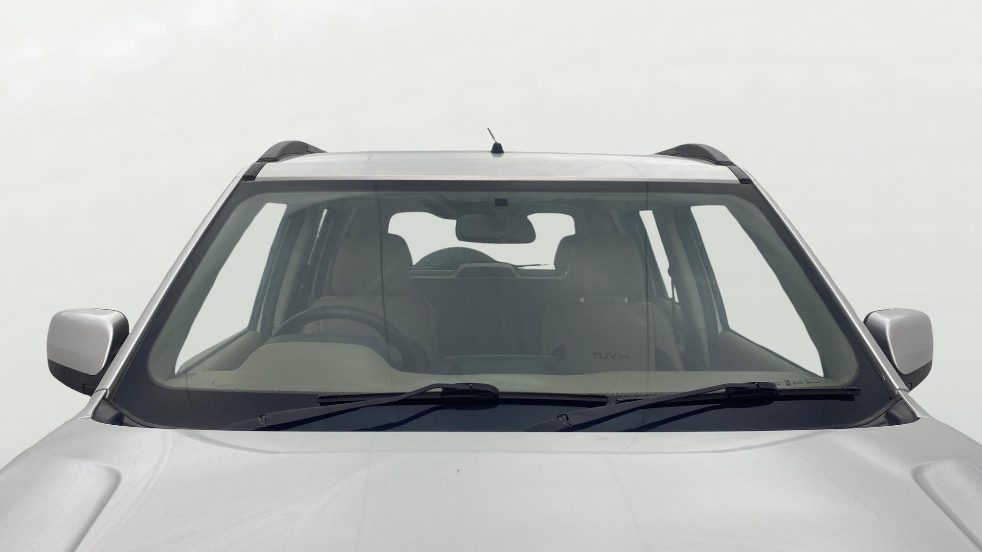 View 2017 Mahindra TUV300 T8 AMT Image 29 Used 2017 Mahindra TUV300 T8 AMT Image 29