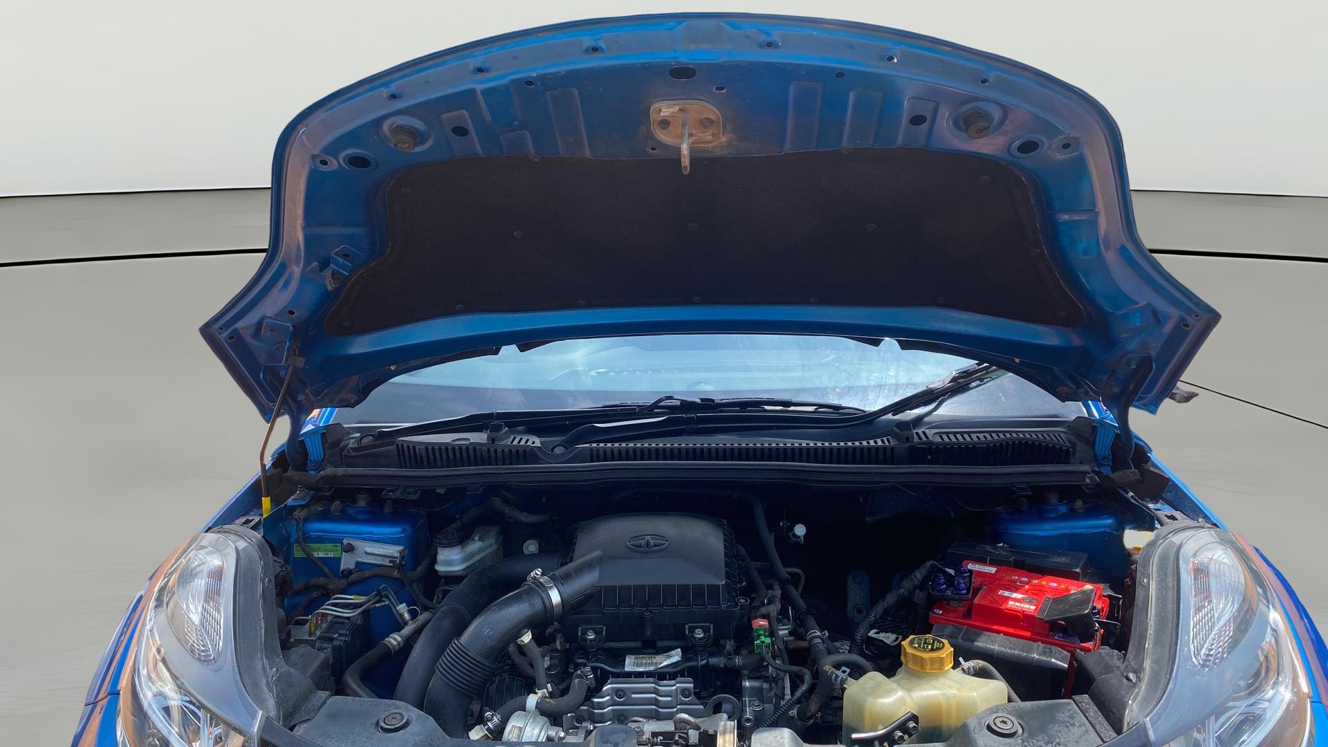 Used 2018 Tata Nexon Used 2018 Tata Nexon