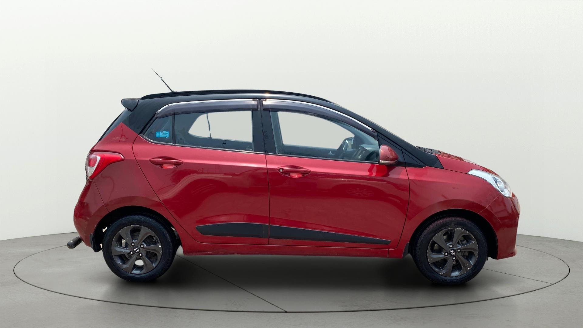 View 2019 Hyundai Grand i10 Sportz 1.2 Kappa VTVT Dual Tone Image 26 Used 2019 Hyundai Grand i10 Sportz 1.2 Kappa VTVT Dual Tone Image 26