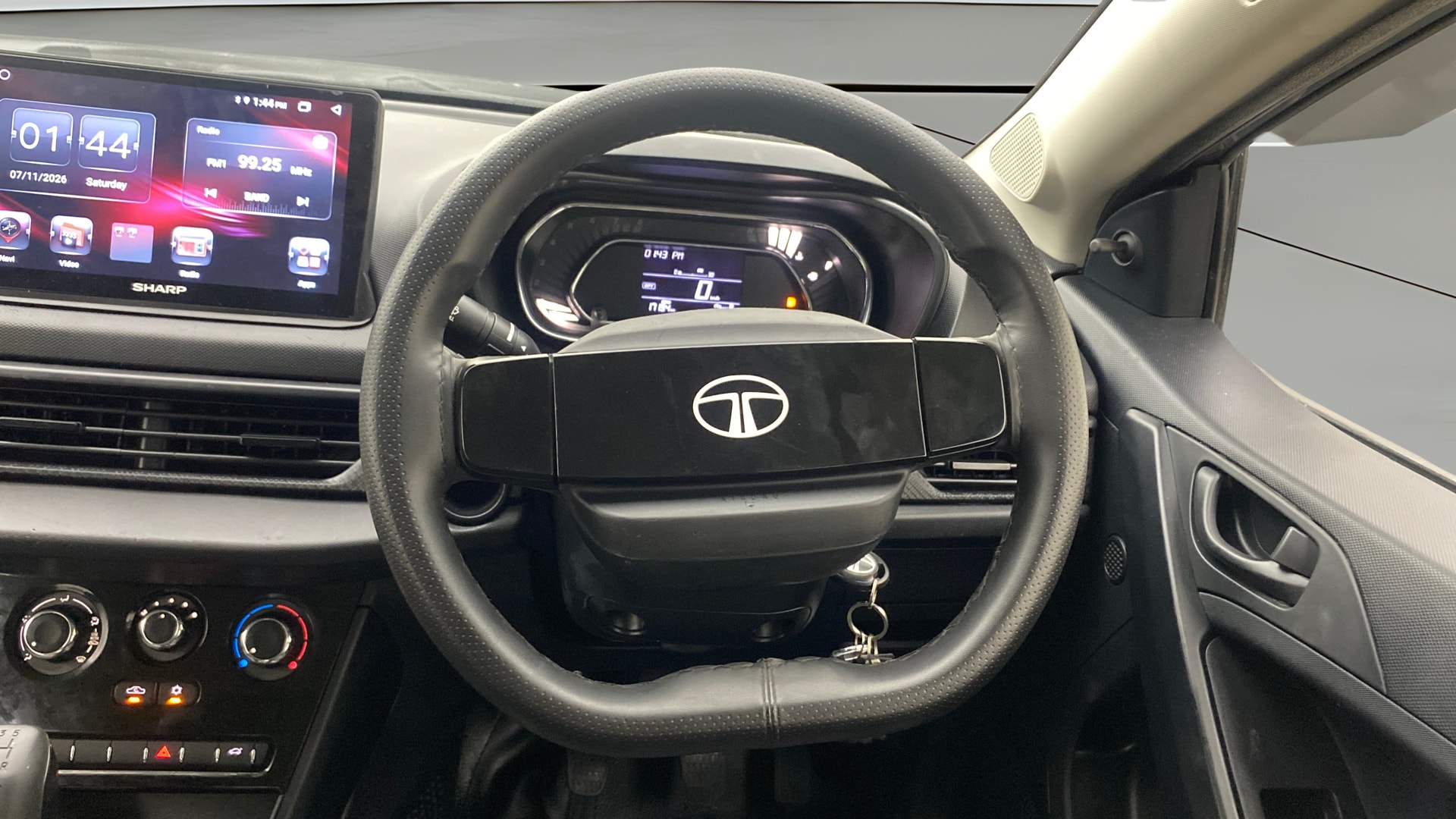 View 2024 Tata Nexon Revotron XE Image 20 Used 2024 Tata Nexon Revotron XE Image 20