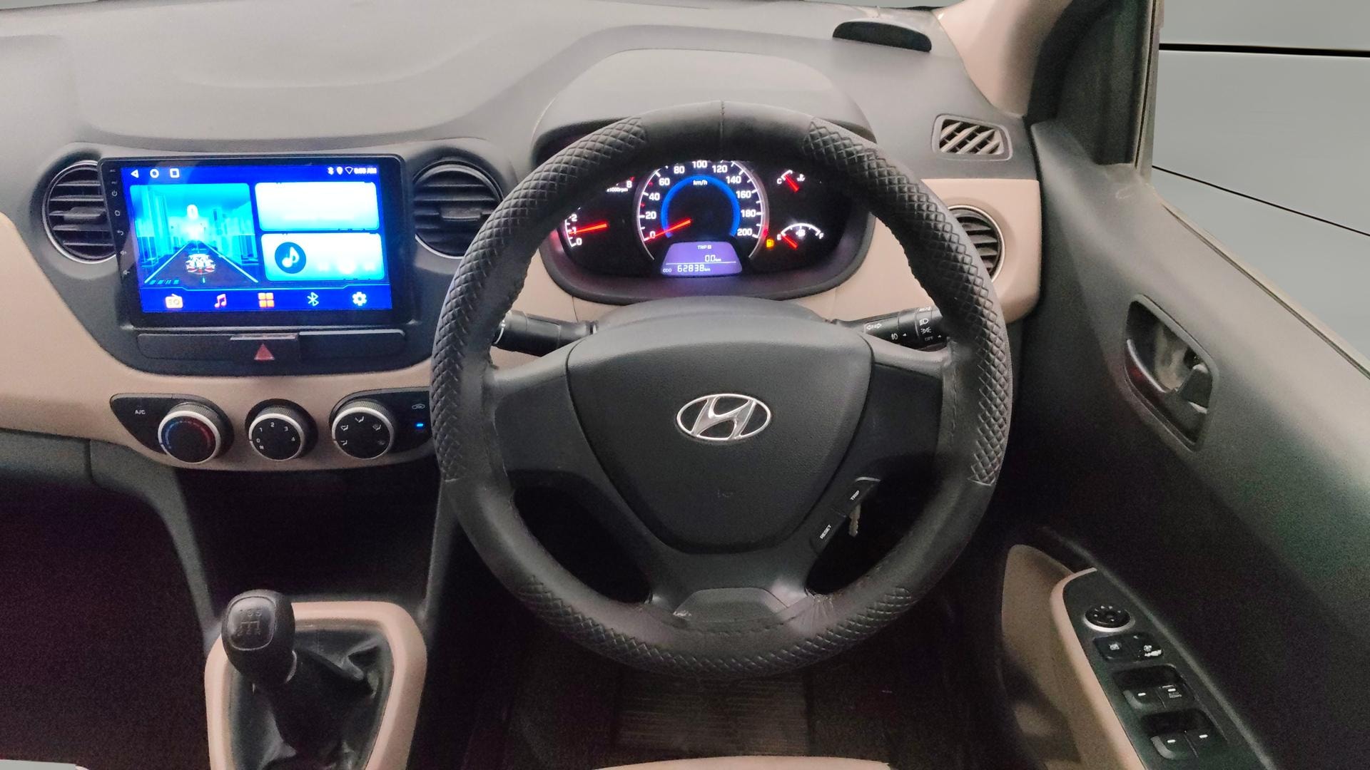 View 2016 Hyundai Grand i10 Magna 1.2 Kappa VTVT Image 12 Used 2016 Hyundai Grand i10 Magna 1.2 Kappa VTVT Image 12