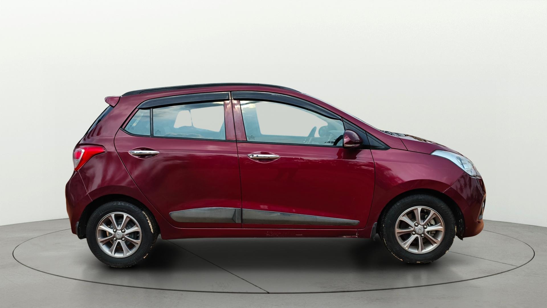 View 2016 Hyundai Grand i10 Asta AT 1.2 Kappa VTVT Image 26 Used 2016 Hyundai Grand i10 Asta AT 1.2 Kappa VTVT Image 26