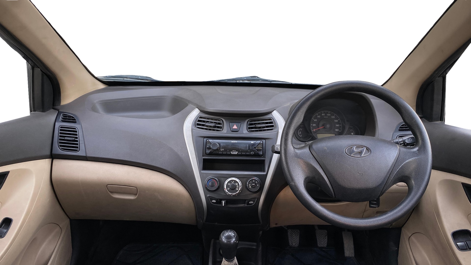 View 2017 Hyundai EON Era Plus Image 15 Used 2017 Hyundai EON Era Plus Image 15
