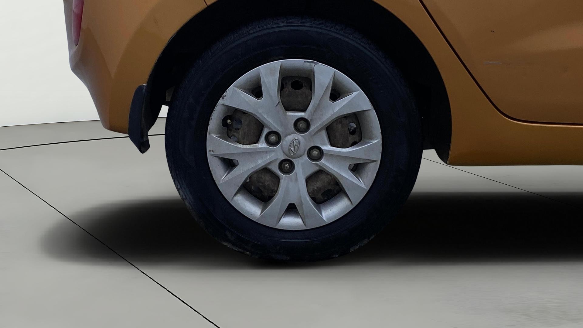 View 2014 Hyundai Grand i10 1.1 Magna Diesel Image 23 Used 2014 Hyundai Grand i10 1.1 Magna Diesel Image 23