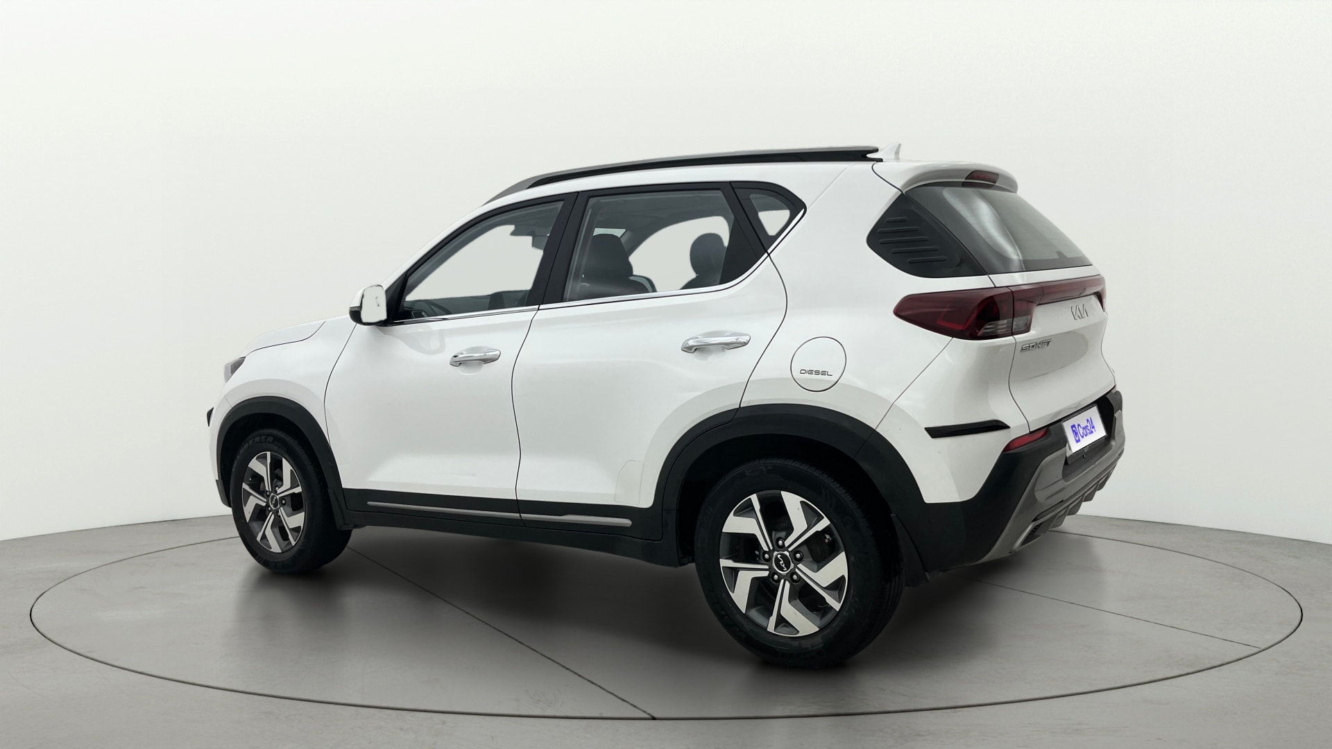 View 2022 Kia Sonet HTX Diesel Image 2 Used 2022 Kia Sonet HTX Diesel Image 2
