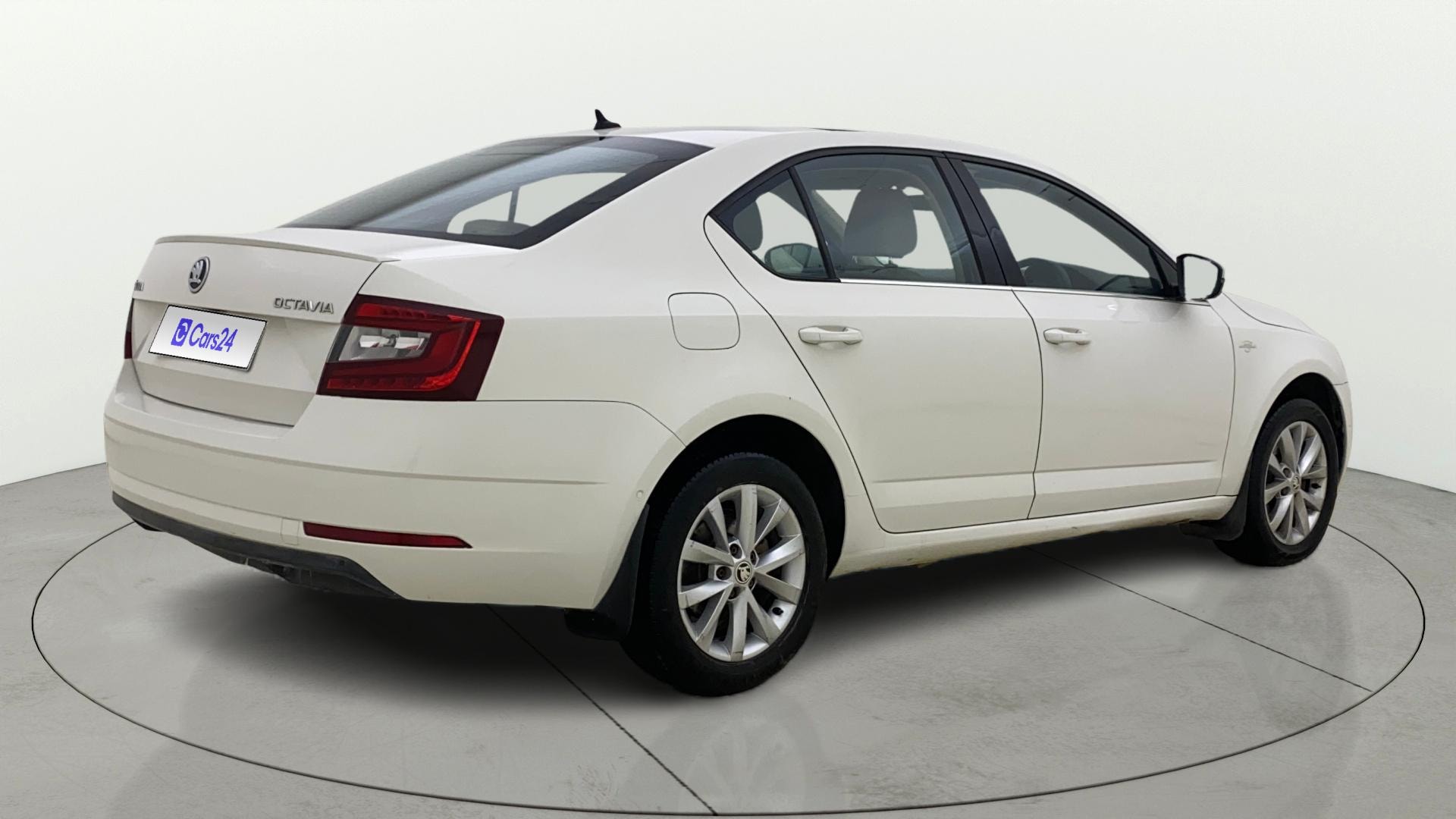 View 2019 Skoda Octavia 1.8 Style Plus TSI AT Image 45 Used 2019 Skoda Octavia 1.8 Style Plus TSI AT Image 45