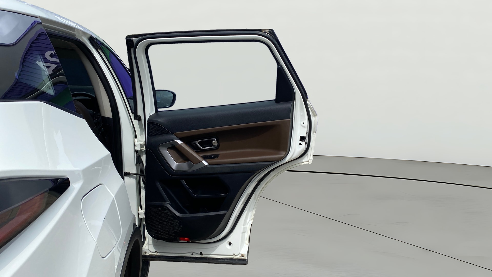 View 2023 Tata Harrier XE Image 8 Used 2023 Tata Harrier XE Image 8