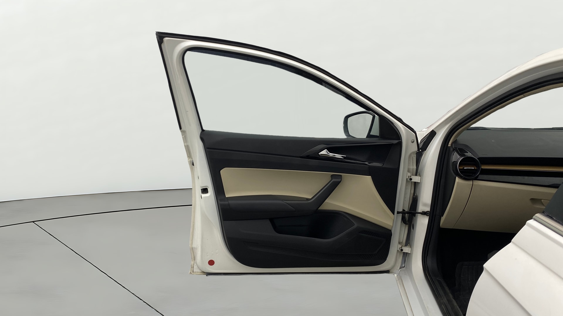 View 2023 Skoda Slavia Style 1.0 TSI AT Image 32 Used 2023 Skoda Slavia Style 1.0 TSI AT Image 32