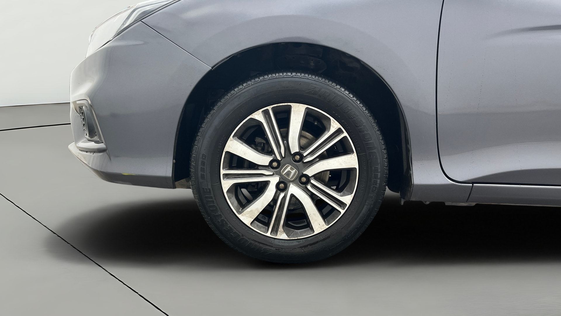 View 2019 Honda City ZX MT Diesel Anniversary Edition Image 29 Used 2019 Honda City ZX MT Diesel Anniversary Edition Image 29