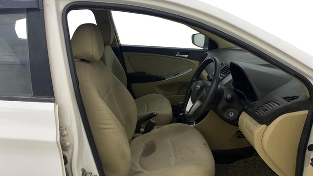 View Hyundai Fluidic Verna Image 25 Used Hyundai Fluidic Verna Image 25