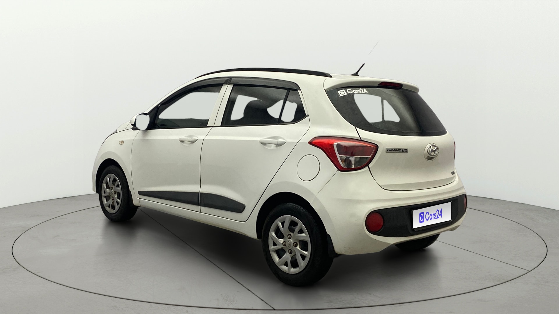 View 2019 Hyundai Grand i10 Magna 1.2 Kappa VTVT Image 2 Used 2019 Hyundai Grand i10 Magna 1.2 Kappa VTVT Image 2