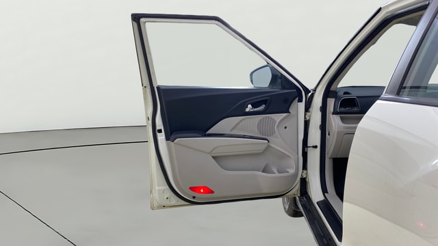 View Mahindra XUV300 Image 39 Used Mahindra XUV300 Image 39