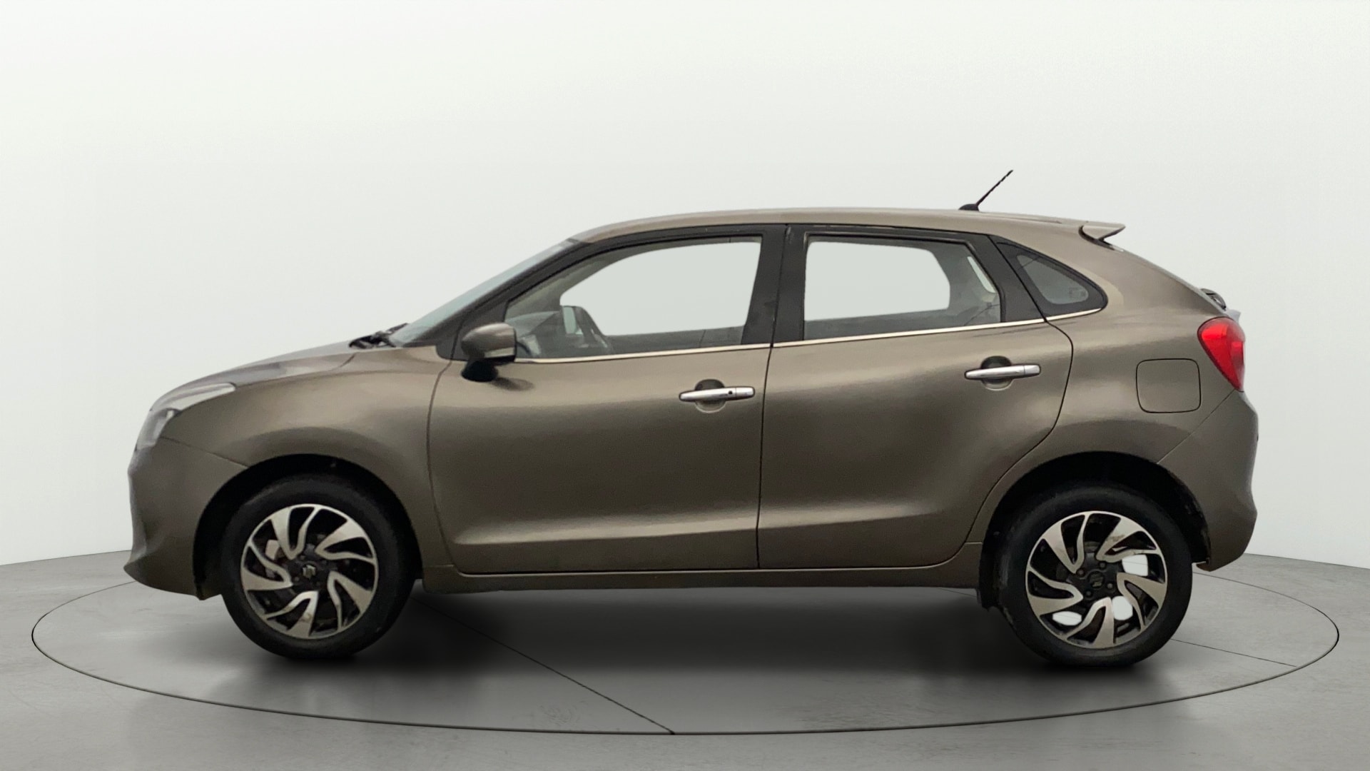 View 2019 Maruti Suzuki 1000 Base Variant Image 28 Used 2019 Maruti Suzuki 1000 Base Variant Image 28