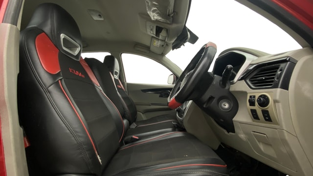 View Mahindra KUV100 Image 25 Used Mahindra KUV100 Image 25