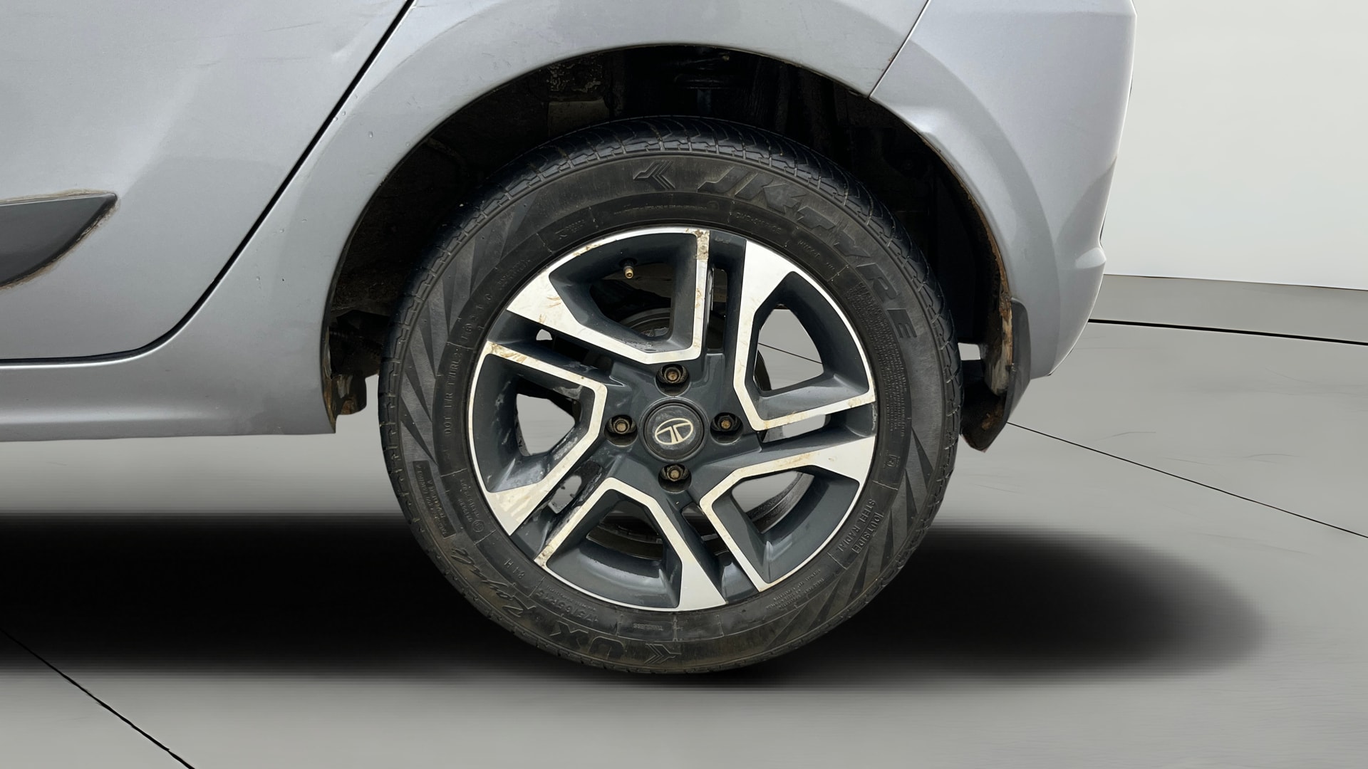 View 2019 Tata Tiago Revotorq XB Image 7 Used 2019 Tata Tiago Revotorq XB Image 7