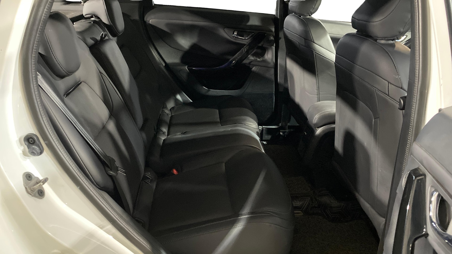 View 2024 Tata Nexon Revotron XE Image 31 Used 2024 Tata Nexon Revotron XE Image 31
