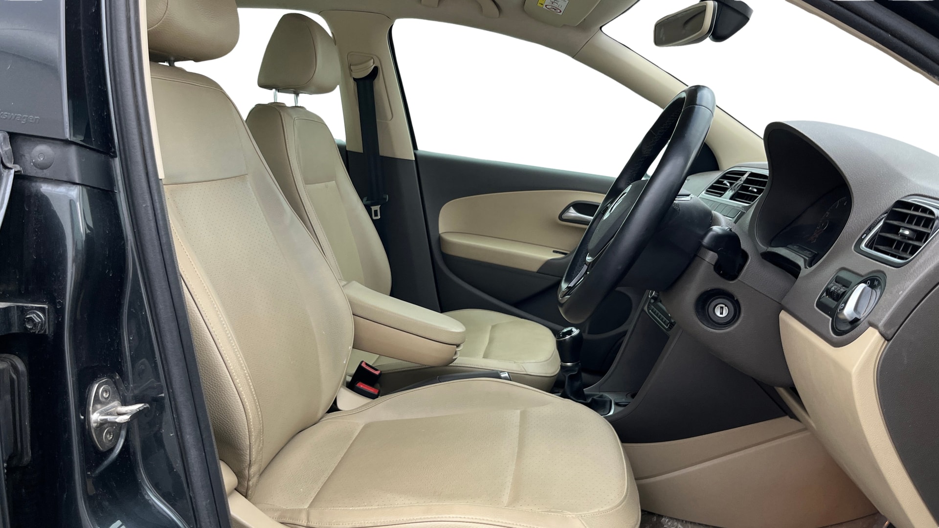 View 2021 Volkswagen Vento 1.0 L TSI Highline Petrol Image 27 Used 2021 Volkswagen Vento 1.0 L TSI Highline Petrol Image 27