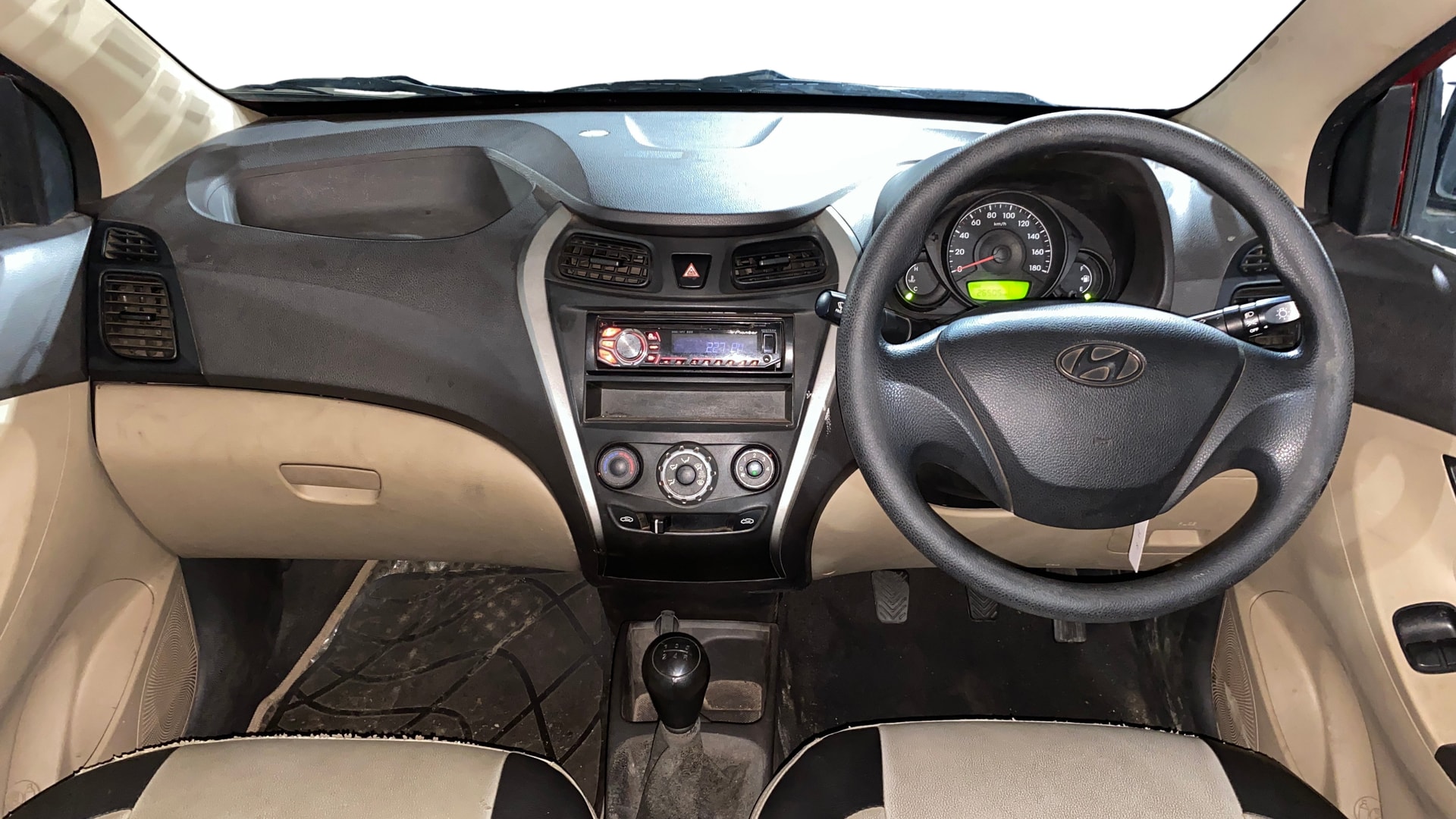 Used 2014 Hyundai EON Used 2014 Hyundai EON