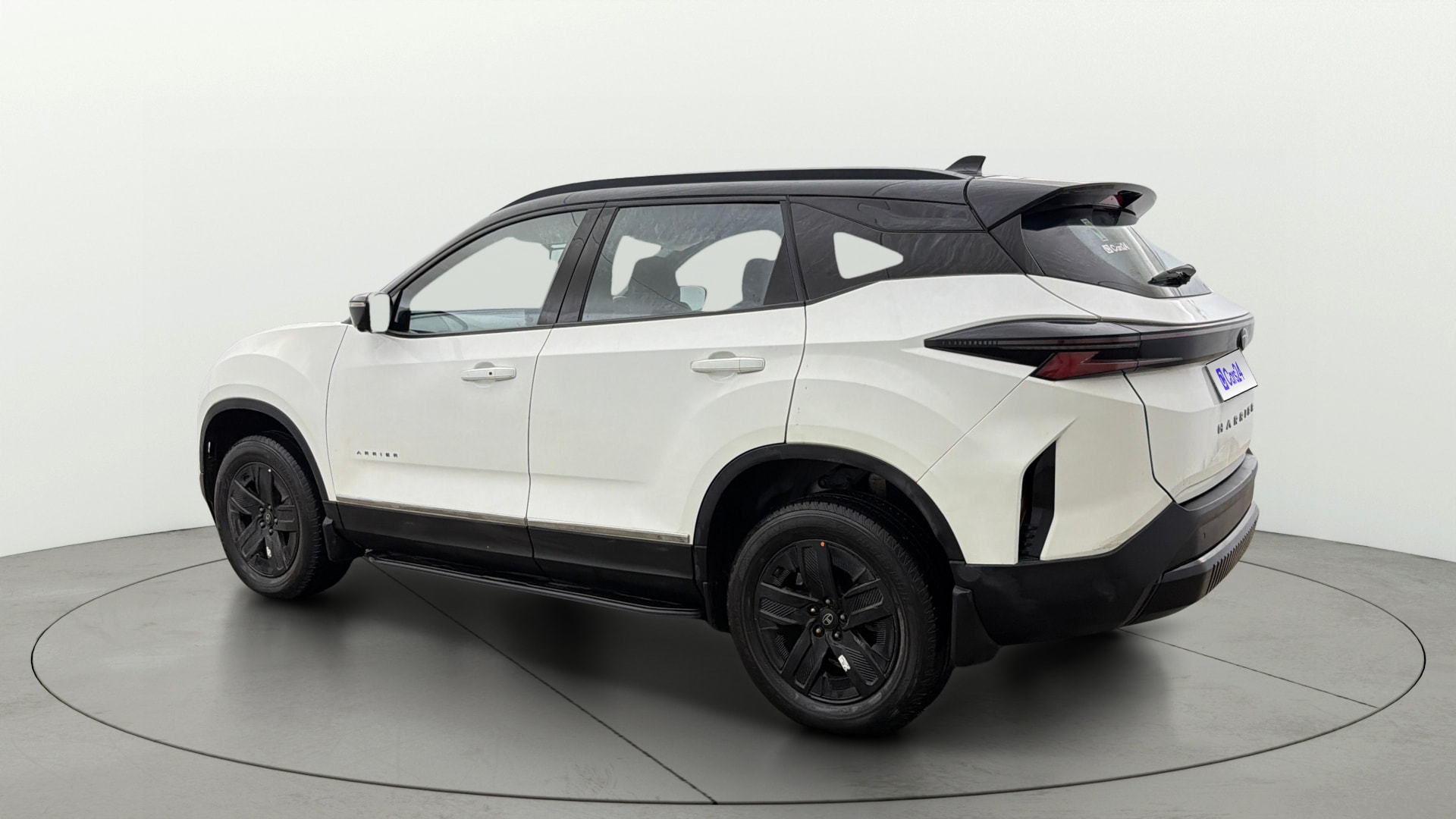 View 2024 Tata Harrier XE Image 2 Used 2024 Tata Harrier XE Image 2