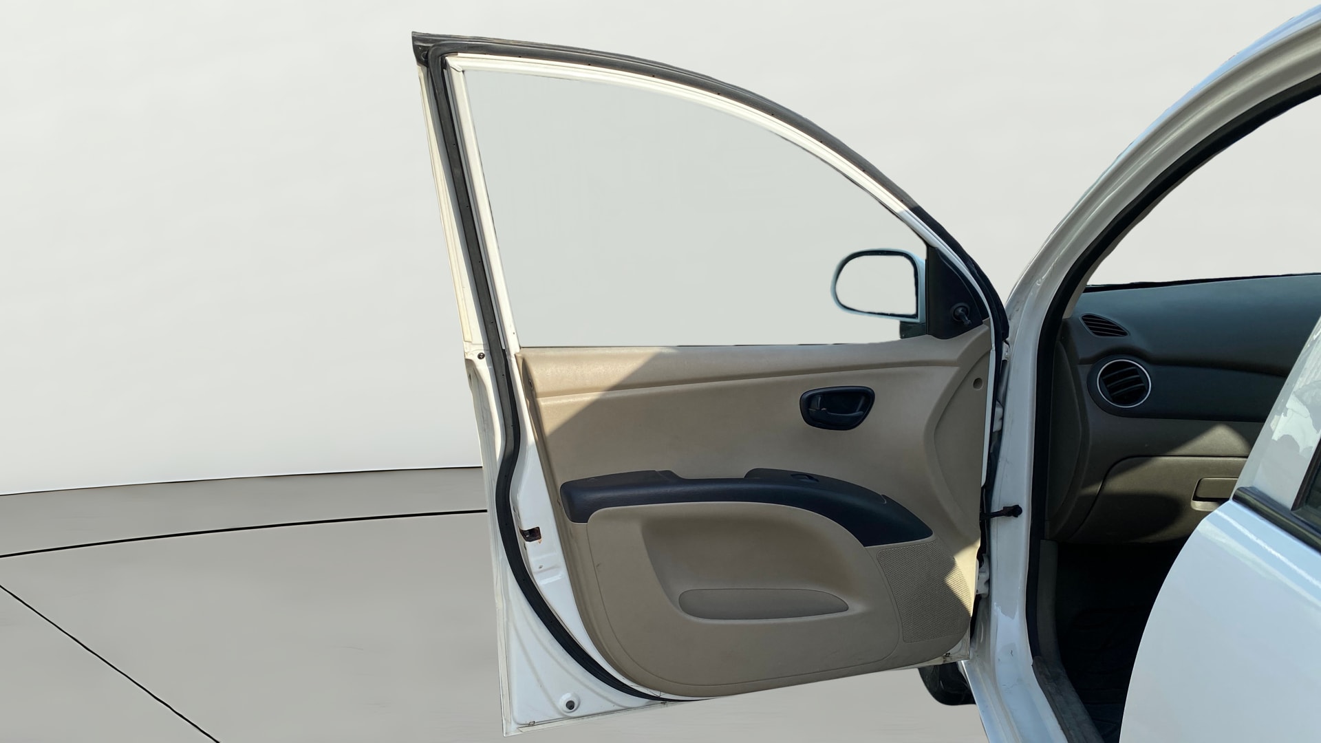 View 2014 Hyundai i10 1.1 Magna Image 40 Used 2014 Hyundai i10 1.1 Magna Image 40