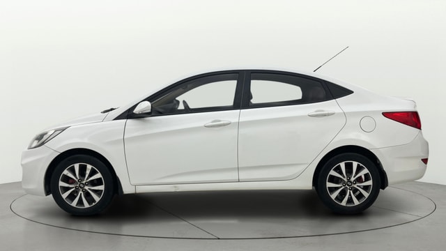 View Hyundai Fluidic Verna Image 5 Used Hyundai Fluidic Verna Image 5