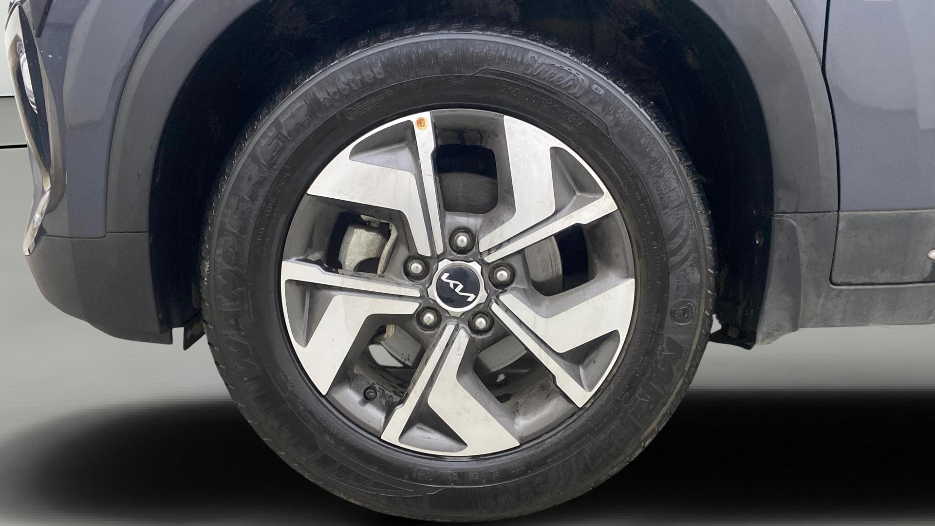 View 2023 Kia Sonet HTX DCT Petrol Image 30 Used 2023 Kia Sonet HTX DCT Petrol Image 30
