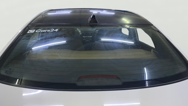 View Hyundai Fluidic Verna Image 3 Used Hyundai Fluidic Verna Image 3