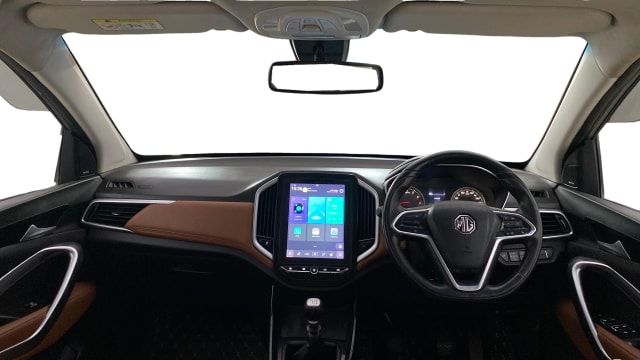 View MG Hector Plus Image 32 Used MG Hector Plus Image 32