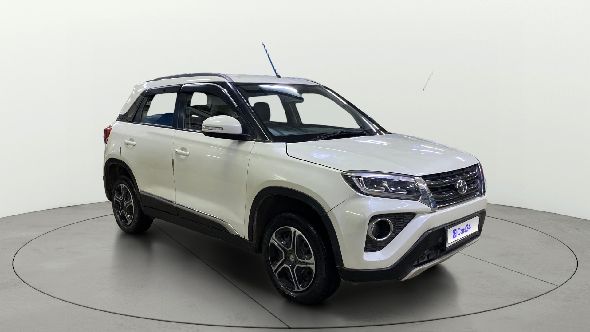 View 2021 Toyota Urban Cruiser Mid MT Image 15 Used 2021 Toyota Urban Cruiser Mid MT Image 15