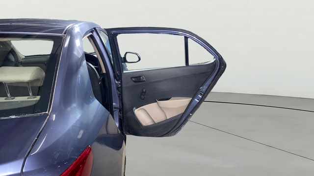 View Hyundai Xcent Image 7 Used Hyundai Xcent Image 7