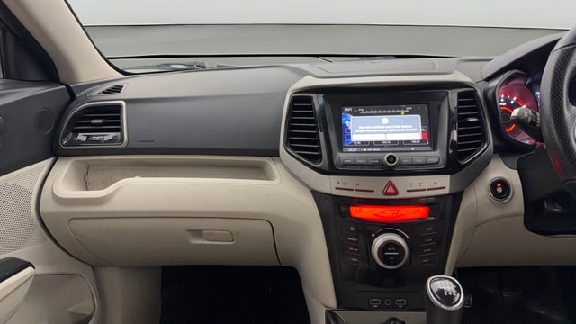 View Mahindra XUV300 Image 33 Used Mahindra XUV300 Image 33