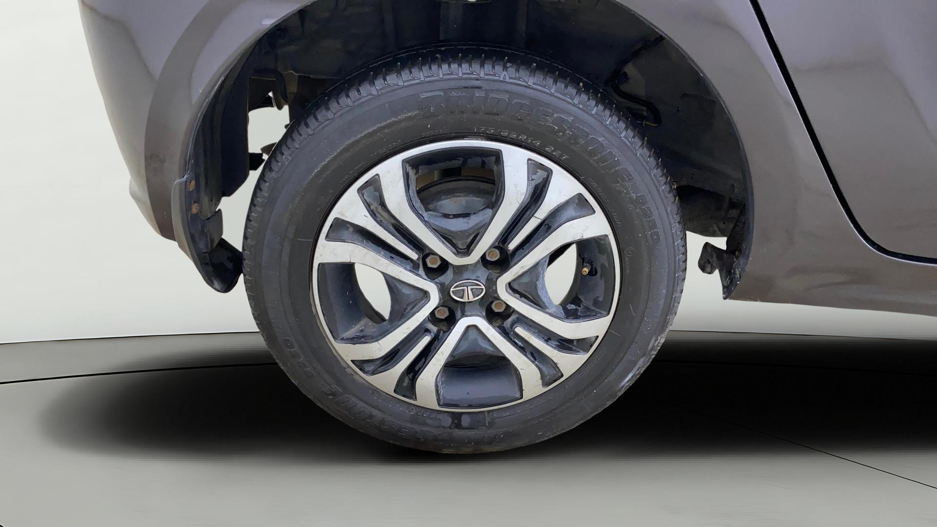 Used 2022 Tata Tiago Used 2022 Tata Tiago