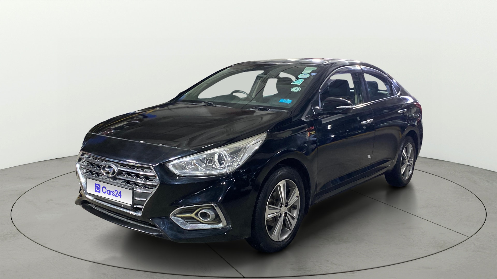 View 2018 Hyundai Verna 1.6 VTVT SX (O) Image 22 Used 2018 Hyundai Verna 1.6 VTVT SX (O) Image 22