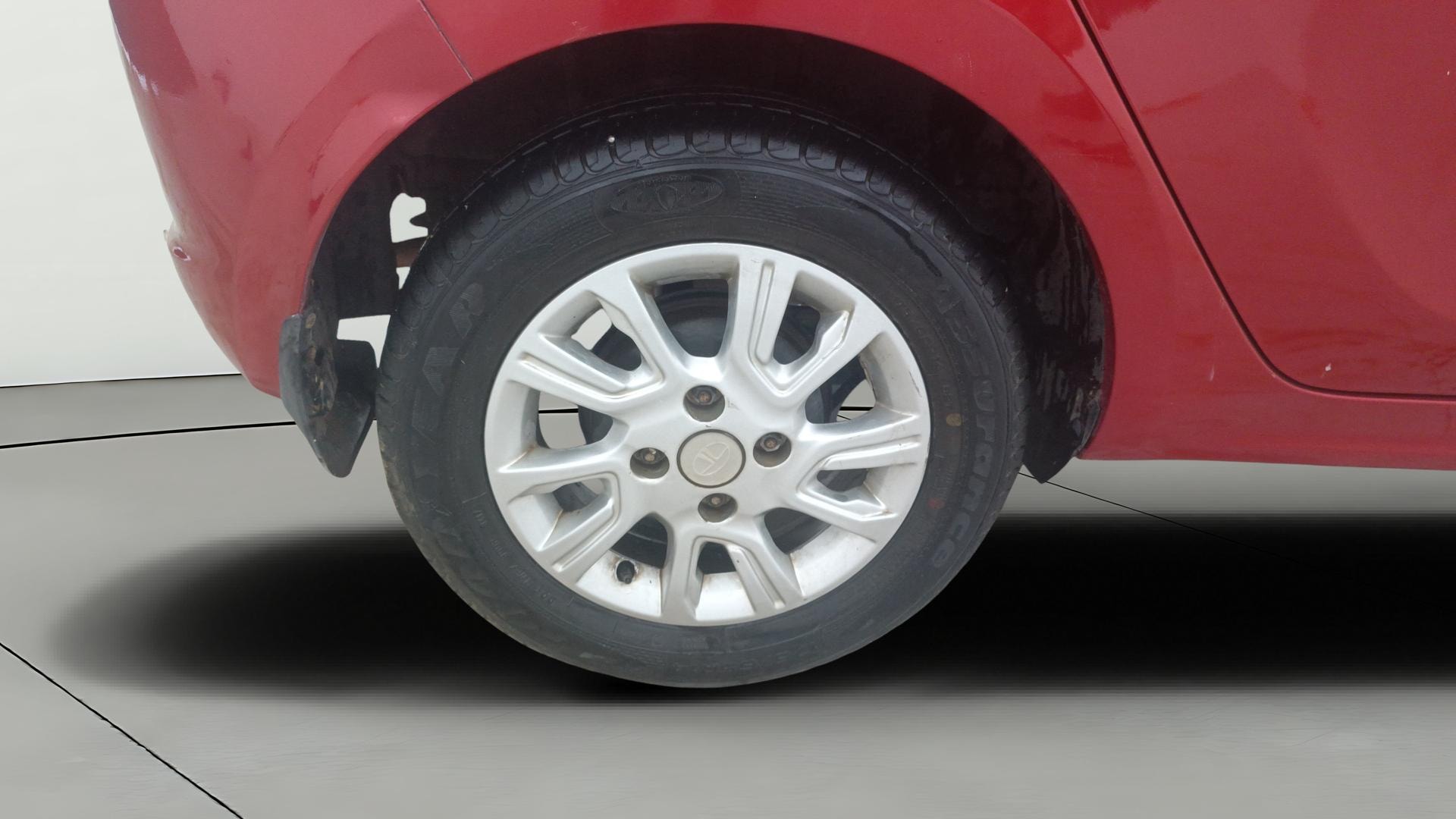 View 2017 Tata Tiago Revotorq XB Image 23 Used 2017 Tata Tiago Revotorq XB Image 23