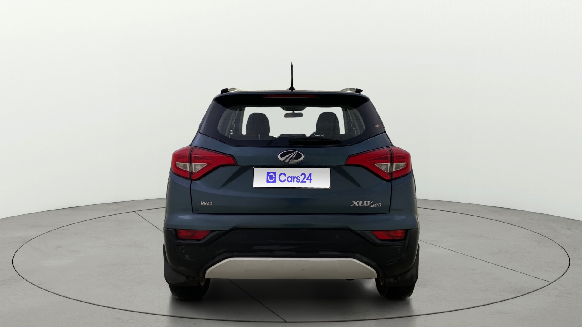 View 2021 Mahindra XUV300 W4 Petrol BS IV Image 40 Used 2021 Mahindra XUV300 W4 Petrol BS IV Image 40