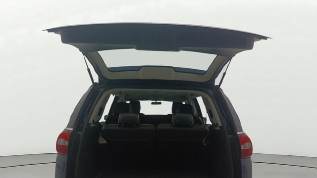 View Tata Hexa Image 32 Used Tata Hexa Image 32