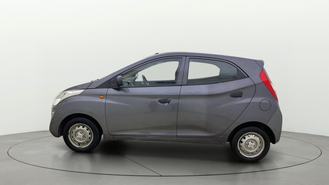 View Hyundai EON Image 5 Used Hyundai EON Image 5