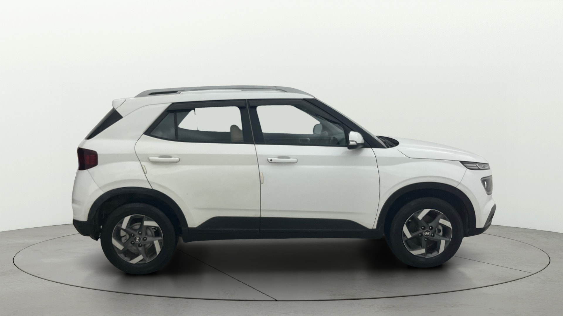 View 2021 Hyundai Venue SX 1.0 iMT Petrol Image 27 Used 2021 Hyundai Venue SX 1.0 iMT Petrol Image 27